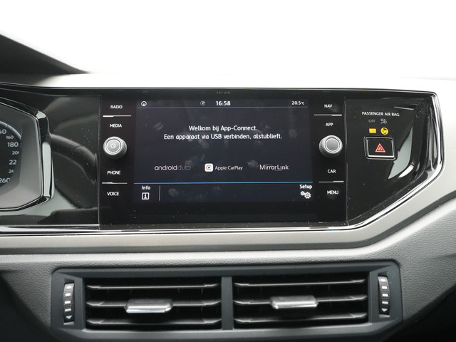 Volkswagen Polo 1.0 TSI 95pk Comfortline Navigatie Acc Carplay ARGON