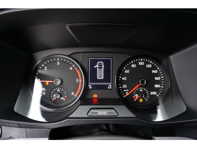 Volkswagen Crafter 35 177PK L4H3 L3H2 Apple Carplay Cruise Camera LED ErgoActive stoel 270 Graden Deuren