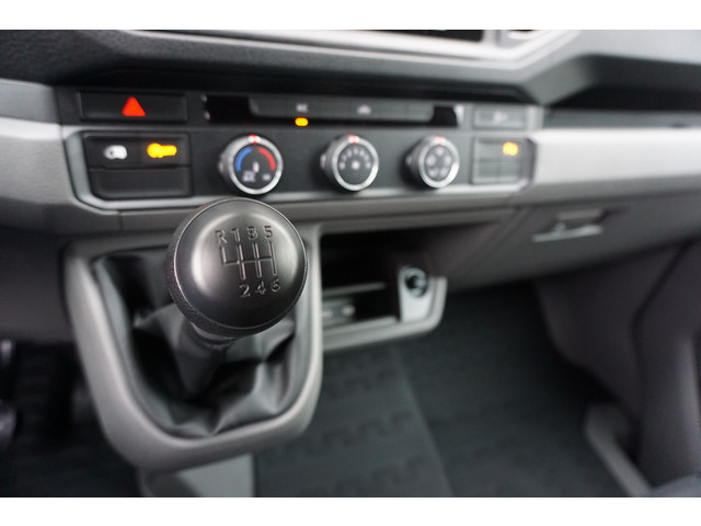 Volkswagen Crafter 35 177PK L4H3 L3H2 Apple Carplay Cruise Camera LED ErgoActive stoel 270 Graden Deuren