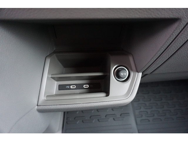 Volkswagen Crafter 35 177PK L4H3 L3H2 Apple Carplay Cruise Camera LED ErgoActive stoel 270 Graden Deuren