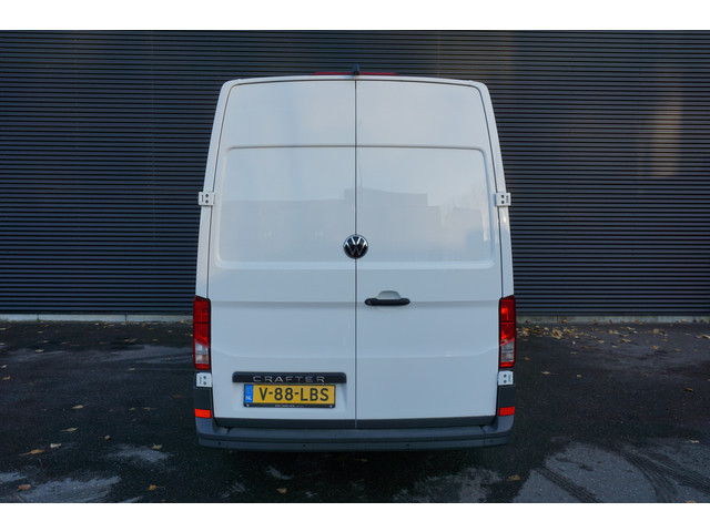Volkswagen Crafter 140 PK Automaat L3H3 L2H2 Facelift Apple Carplay Camera Cruise Comfortstoel LED BPM Vrij!