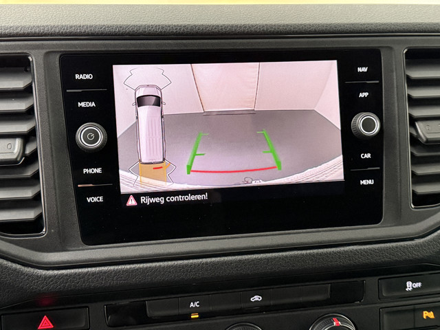 Volkswagen Crafter 2.0TDI 177PK DSG Automaat L3H3 Laadklep | Laadlift | Navigatie | Camera | Airco | Cruise | 3-Persoons