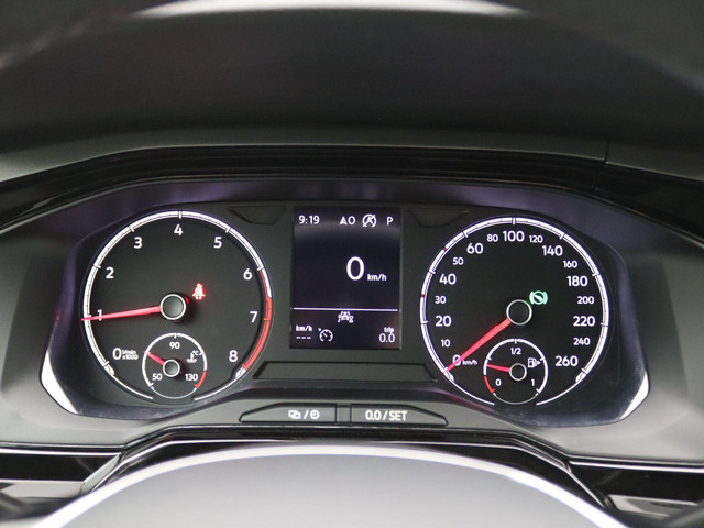 Volkswagen Polo 1.0 TSI Comfortline Business 95PK DSG Navi, Clima, PDC voor en achter, 16 LM Velgen, stoelverwarming