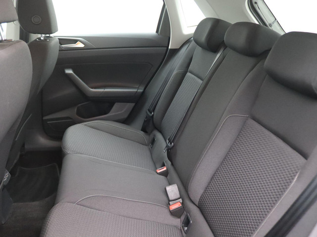 Volkswagen Polo 1.0 TSI Comfortline Business 95PK DSG Navi, Clima, PDC voor en achter, 16 LM Velgen, stoelverwarming