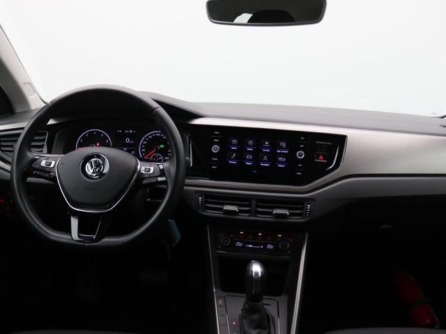 Volkswagen Polo 1.0 TSI Comfortline Business 95PK DSG Navi, Clima, PDC voor en achter, 16 LM Velgen, stoelverwarming