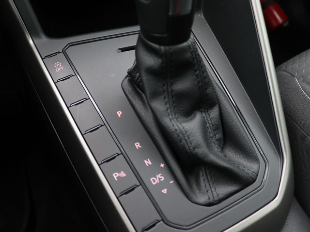 Volkswagen Polo 1.0 TSI Comfortline Business 95PK DSG Navi, Clima, PDC voor en achter, 16 LM Velgen, stoelverwarming