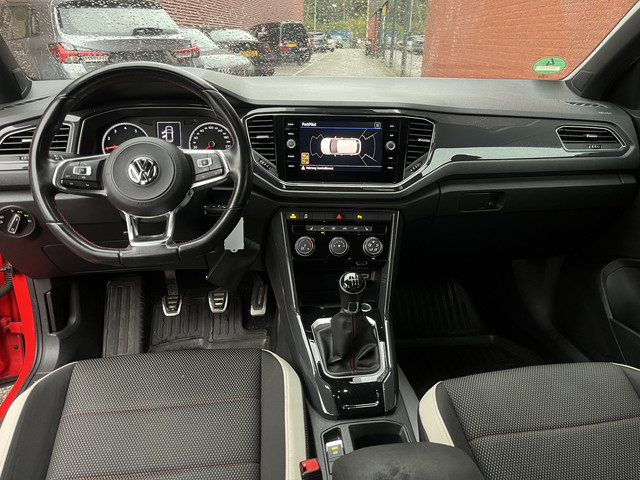 Volkswagen T-Roc 1.0 TSI Sport ADAPT. CRUISE DODEHOEK NAVI APPLE-ANDROID AUTO PDC V+A