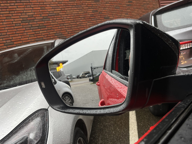 Volkswagen T-Roc 1.0 TSI Sport ADAPT. CRUISE DODEHOEK NAVI APPLE-ANDROID AUTO PDC V+A