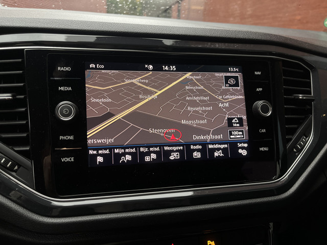 Volkswagen T-Roc 1.0 TSI Sport ADAPT. CRUISE DODEHOEK NAVI APPLE-ANDROID AUTO PDC V+A