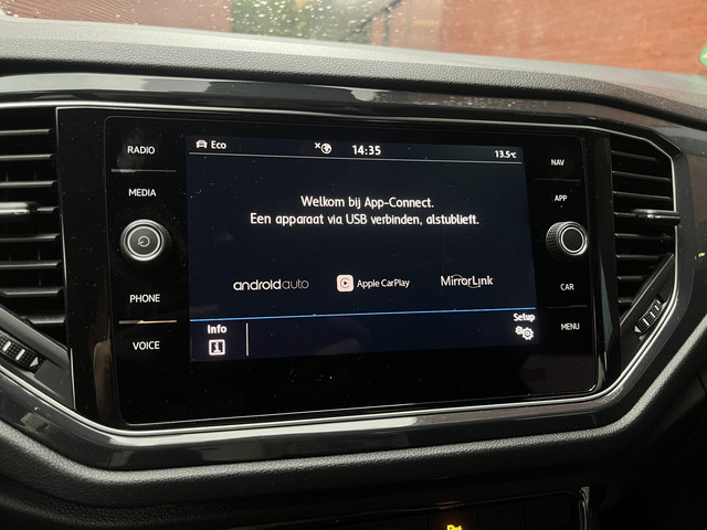 Volkswagen T-Roc 1.0 TSI Sport ADAPT. CRUISE DODEHOEK NAVI APPLE-ANDROID AUTO PDC V+A