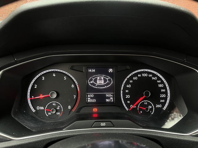 Volkswagen T-Roc 1.0 TSI Sport ADAPT. CRUISE DODEHOEK NAVI APPLE-ANDROID AUTO PDC V+A