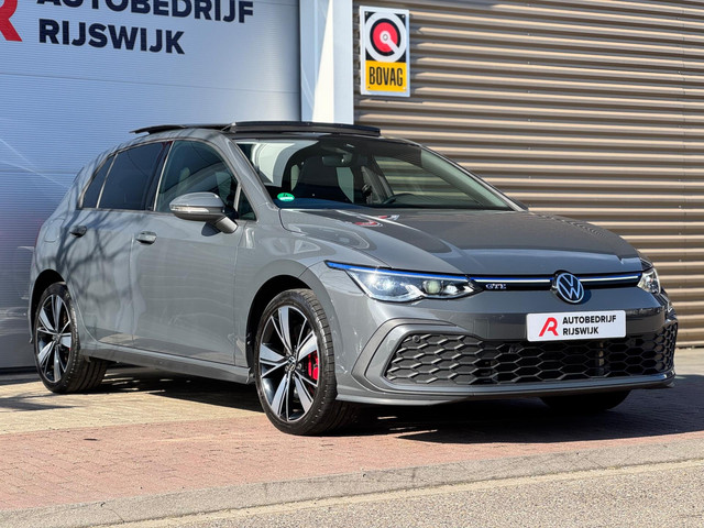 volkswagen-golf-1.4-ehybrid-gte-memory-leer-matrix-hud-pano