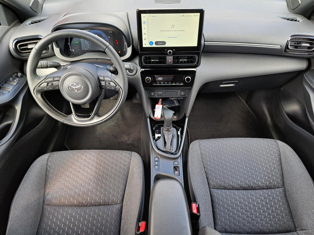 Toyota Yaris Cross 1.5 Hybrid 115 Dynamic COMFORT PACK NIEUW DIRECT LEVERBAAR BLIND SPOT STOEL STUURVERWARMING PARK-SENSOREN KEYLESS
