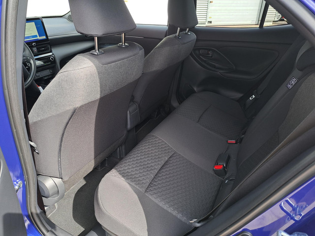 Toyota Yaris Cross 1.5 Hybrid 115 Dynamic COMFORT PACK NIEUW DIRECT LEVERBAAR BLIND SPOT STOEL STUURVERWARMING PARK-SENSOREN KEYLESS