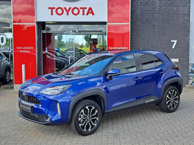 Toyota Yaris Cross 1.5 Hybrid 115 Dynamic COMFORT PACK NIEUW DIRECT LEVERBAAR BLIND SPOT STOEL STUURVERWARMING PARK-SENSOREN KEYLESS