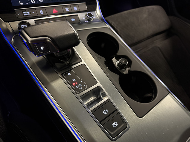 Audi A6 Avant 55 TFSI e quattro Competition 3x S-Line PANO TREKHAAK SFEER 20 MATRIX CAMERA KEYLESS BLACK-OPTIC VOLLEDIG AUDI DEALER HIS