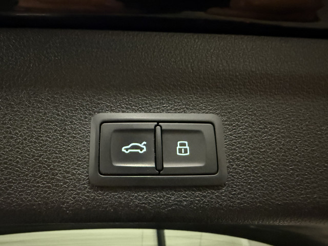 Audi A6 Avant 55 TFSI e quattro Competition 3x S-Line PANO TREKHAAK SFEER 20 MATRIX CAMERA KEYLESS BLACK-OPTIC VOLLEDIG AUDI DEALER HIS