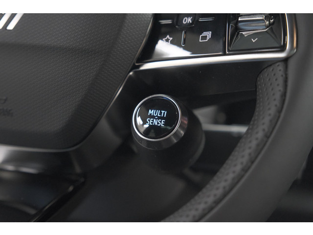 Renault Espace E-Tech full hybrid 200 techno 7p. | Camera | Adaptieve Cruise Control | Elektrische Kofferklep