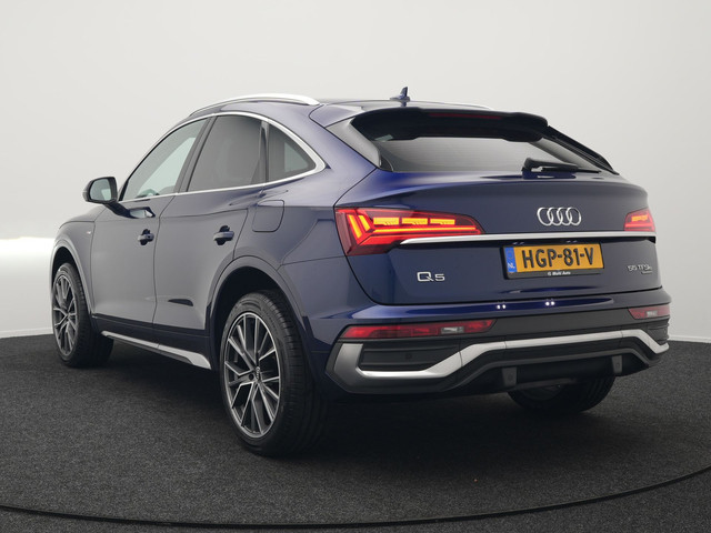 Audi Q5 55 TFSI e Quattro S-Line Plug in Hybrid PHEV | Trekhaak af Fabriek | Alcantara Sportstoelen Verwarmd | Adaptive Cruise | Apple C