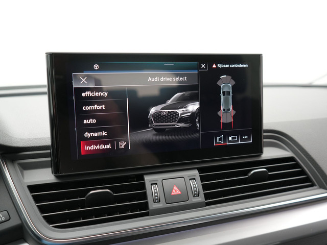 Audi Q5 55 TFSI e Quattro S-Line Plug in Hybrid PHEV | Trekhaak af Fabriek | Alcantara Sportstoelen Verwarmd | Adaptive Cruise | Apple C