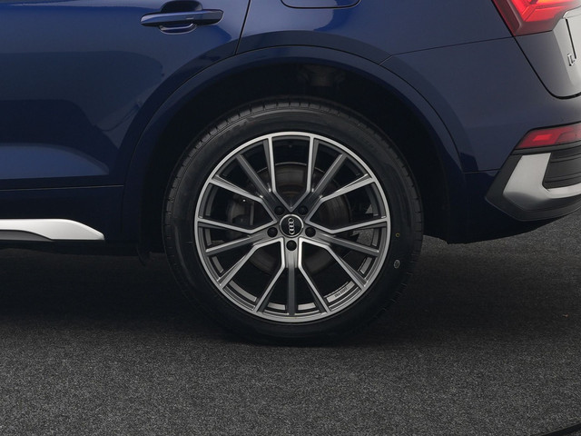 Audi Q5 55 TFSI e Quattro S-Line Plug in Hybrid PHEV | Trekhaak af Fabriek | Alcantara Sportstoelen Verwarmd | Adaptive Cruise | Apple C