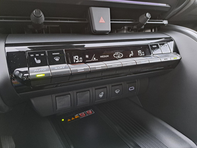 Toyota C-HR 2.0 Plug-in Hybrid 220 GR SPORT STUUR- STOELVERWARMING STOELGEHEUGEN PDC JBL 19 BLIND SPOT