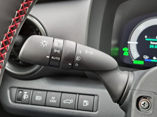 Toyota C-HR 2.0 Plug-in Hybrid 220 GR SPORT STUUR- STOELVERWARMING STOELGEHEUGEN PDC JBL 19 BLIND SPOT