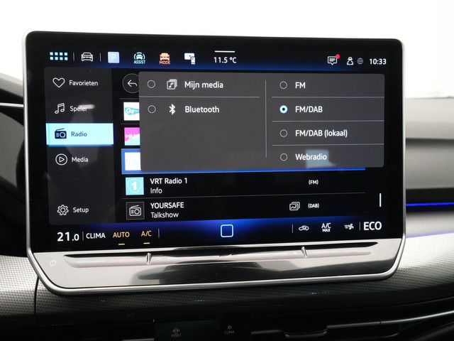 Volkswagen Golf 1.5 eHybrid 204pk 50 Edition Navigatie Camera Stoelverwarming Carplay Stoelmassage 143