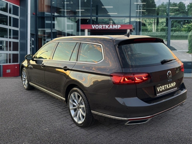 Volkswagen Passat Variant 1.4 TSI DSG GTE TREKHAAK CAMERA NAVI ACC STOELVERW E-KLEP