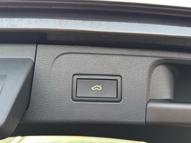 Volkswagen Passat Variant 1.4 TSI DSG GTE TREKHAAK CAMERA NAVI ACC STOELVERW E-KLEP