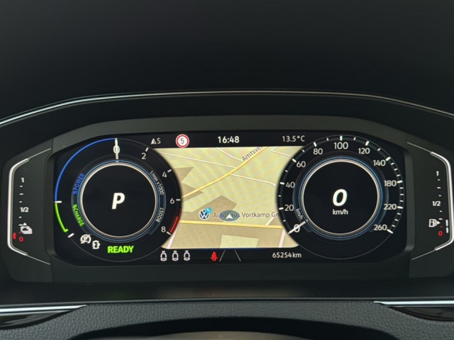 Volkswagen Passat Variant 1.4 TSI DSG GTE TREKHAAK CAMERA NAVI ACC STOELVERW E-KLEP