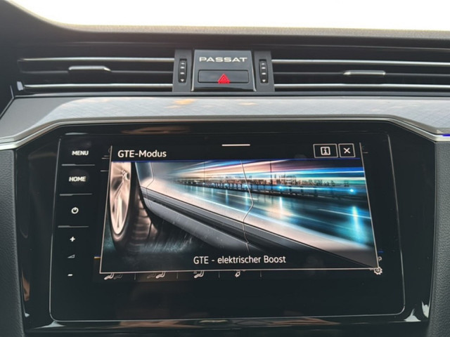 Volkswagen Passat Variant 1.4 TSI DSG GTE TREKHAAK CAMERA NAVI ACC STOELVERW E-KLEP