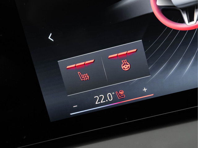 BMW X3 30e xDrive M-Sport Pro - Pano - Trekhaak - ACC - Harman Kardon - Head-up