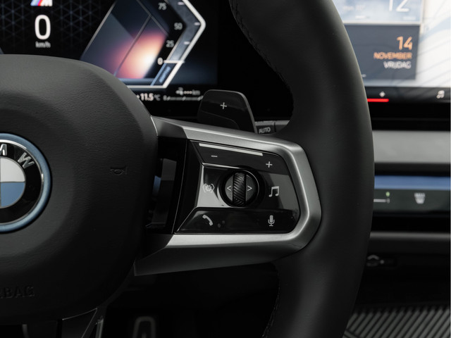 BMW X3 30e xDrive M-Sport Pro - Pano - Trekhaak - ACC - Harman Kardon - Head-up