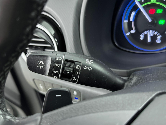 Hyundai Kona 1.6 GDI HEV Premium | Leer | Stoel + stuurverwarming | Trekhaak | Stoelventilatie | 18 Lm-wielen |