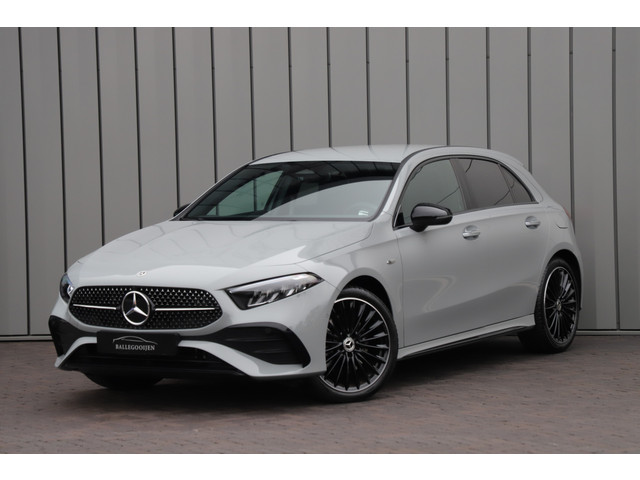 mercedes-benz-a-klasse-250e-amg---218pk---keyless-go---sfeerverlichting---widescreen---stuurwielverw.---acc---standkachel---2025.