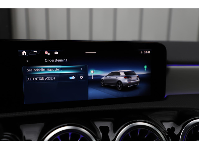 Mercedes-Benz A-Klasse 250e AMG | 218PK | Keyless-go | Sfeerverlichting | Widescreen | Stuurwielverw. | ACC | Standkachel | 2025.