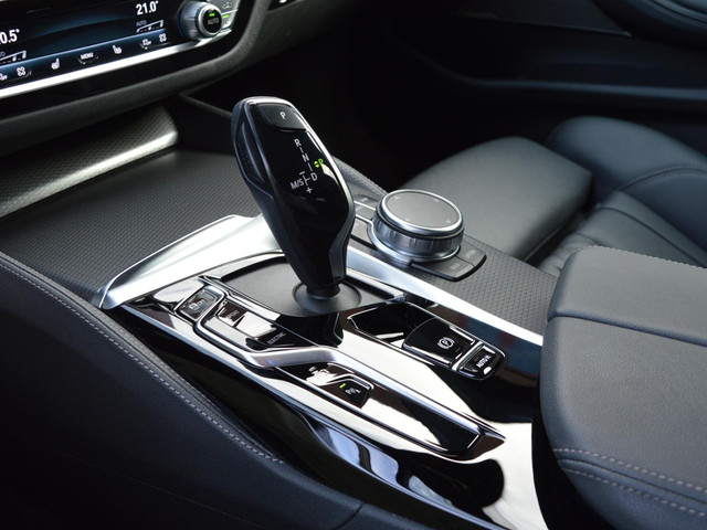 BMW 5 Serie Touring 530e M Sport | Laser | ACC | HUD | H&K