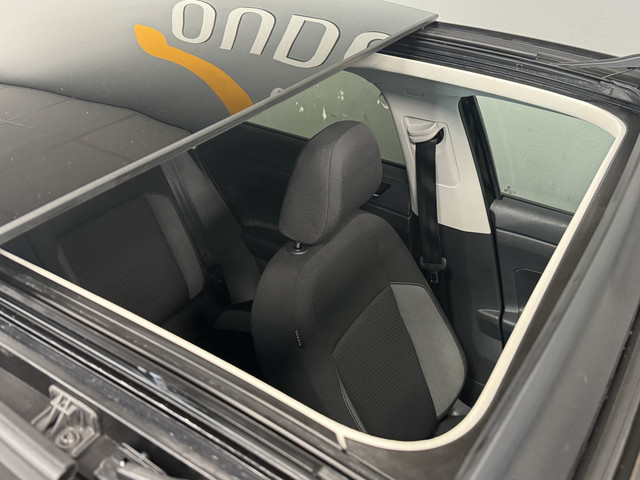 Volkswagen Polo 1.0 Panoramadak Stoelverwarming Trekhaak