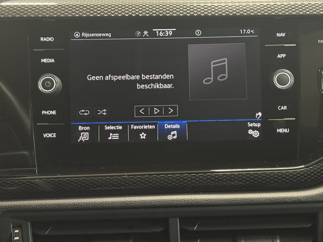 Volkswagen Polo 1.0 Panoramadak Stoelverwarming Trekhaak