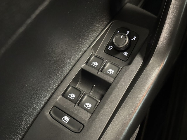 Volkswagen Polo 1.0 Panoramadak Stoelverwarming Trekhaak