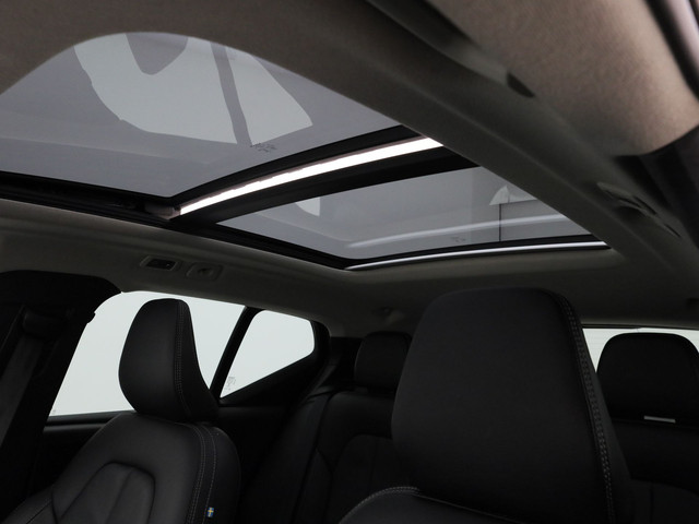 Volvo XC40 1.5 T4 Recharge Inscription | PANO | 360° | ADAPTIVE | H&K | KEYLESS | STOEL- EN STUURVERW.