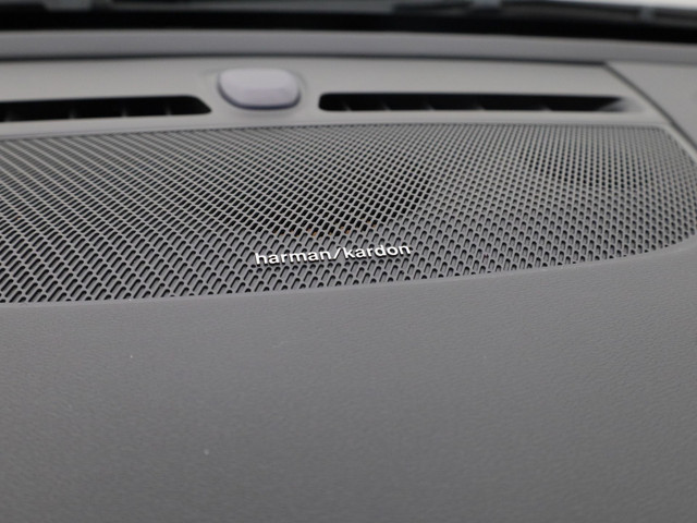 Volvo XC40 1.5 T4 Recharge Inscription | PANO | 360° | ADAPTIVE | H&K | KEYLESS | STOEL- EN STUURVERW.