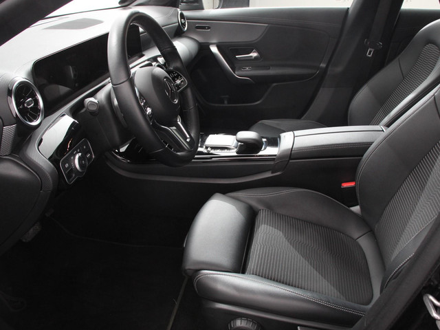 Mercedes-Benz CLA Shooting Brake 250 e PHEV Progesive Automaat Navigatie Climate Control Camera Electrisch bedienbare achterklep verwarmbare voors