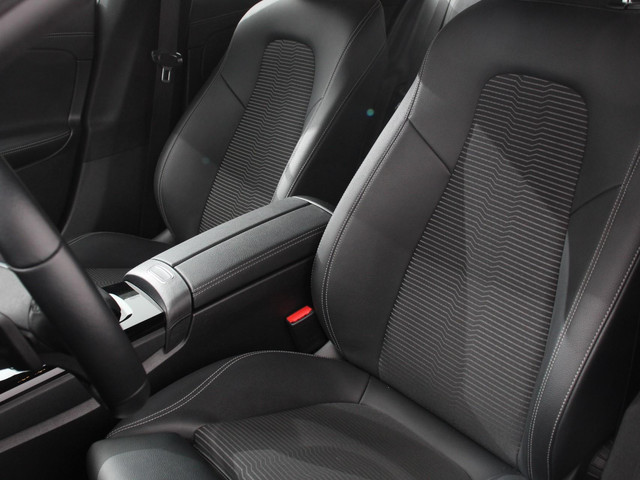 Mercedes-Benz CLA Shooting Brake 250 e PHEV Progesive Automaat Navigatie Climate Control Camera Electrisch bedienbare achterklep verwarmbare voors