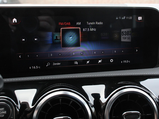 Mercedes-Benz CLA Shooting Brake 250 e PHEV Progesive Automaat Navigatie Climate Control Camera Electrisch bedienbare achterklep verwarmbare voors