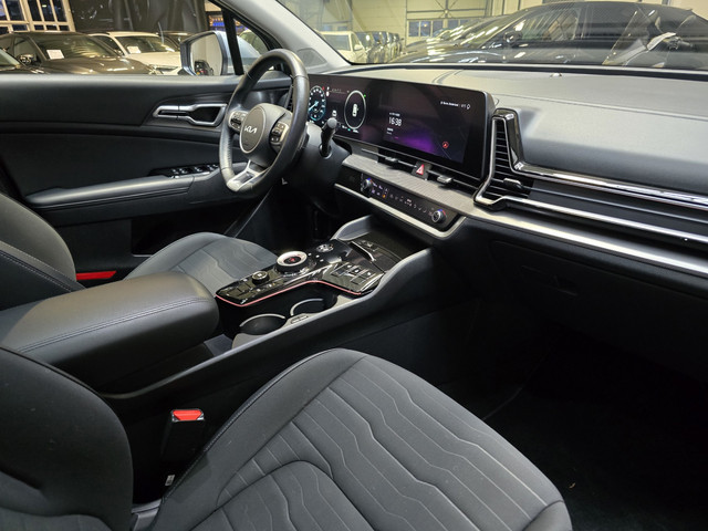 Kia Sportage 1.6 T-GDi Hybrid DynamicPlusLine Pano 360 Clima Trekhaak Navigatie 18LM