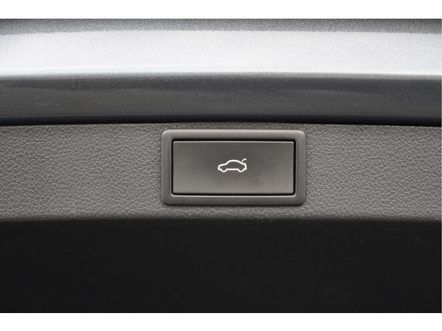 Skoda Octavia Combi 1.0 e-TSI Automaat! Business Edition BJ2021 Lmv 16 | Led V+A | Pdc | Navi | Dynamische knipperlichten | Trekhaak | Elek.