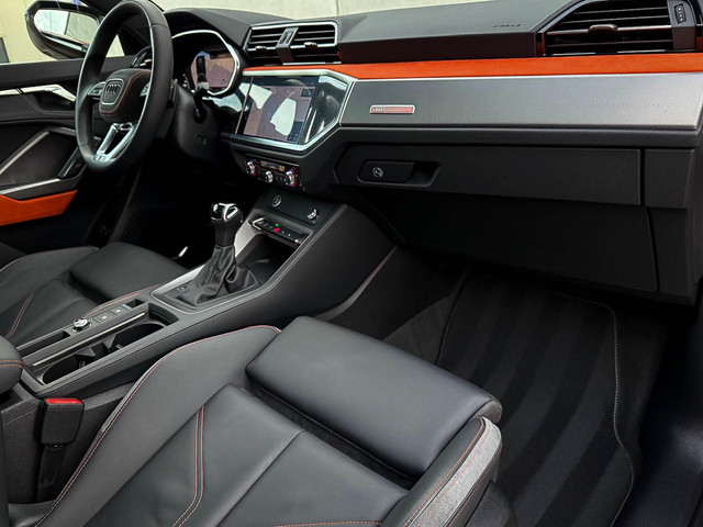 Audi Q3 45TFSI e 245pk S-Tronic Competition Edition One S-Line 1e Eig! Audi Exclusive|Pano|B&O|Magnetic|Leder|360°|Ambiance|Matrix