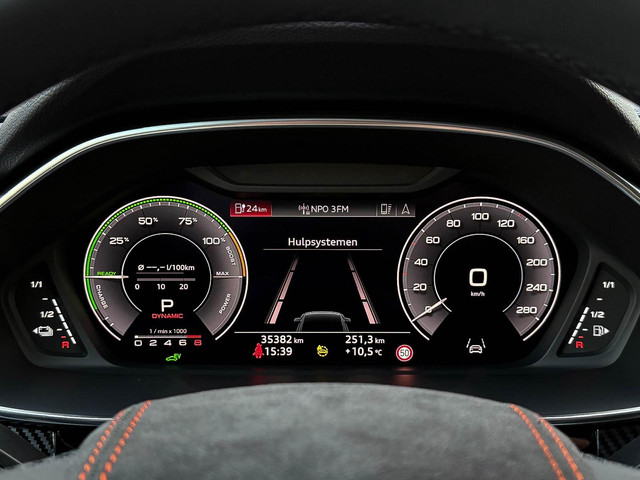 Audi Q3 45TFSI e 245pk S-Tronic Competition Edition One S-Line 1e Eig! Audi Exclusive|Pano|B&O|Magnetic|Leder|360°|Ambiance|Matrix